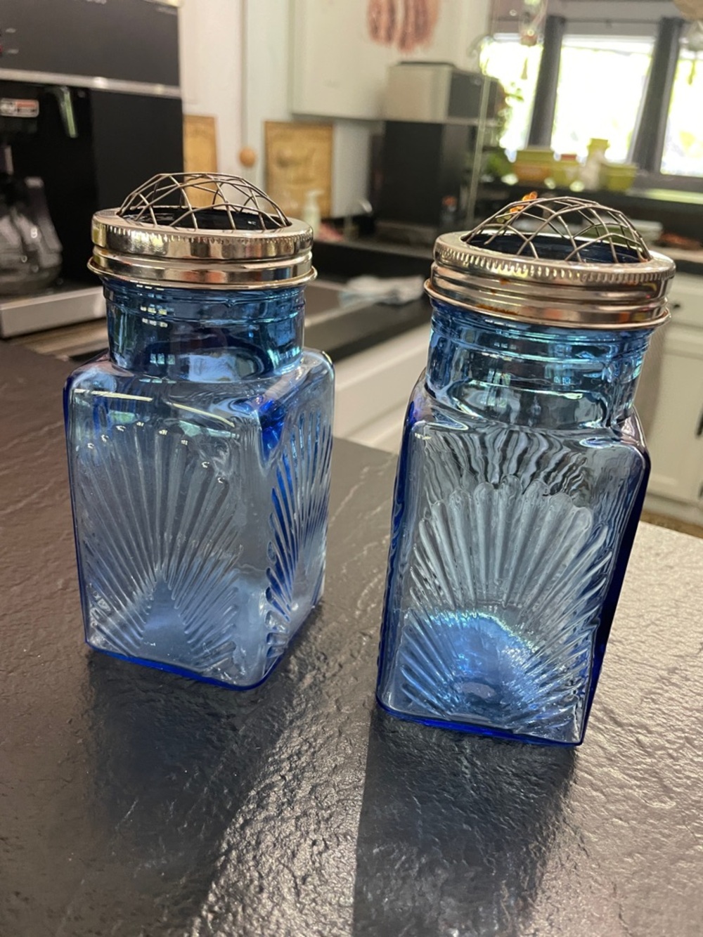 Blue Glass Flower Frog Bud Vases with Silver-Tone Lattice Tops Pretty decor - Picture 3 of 8